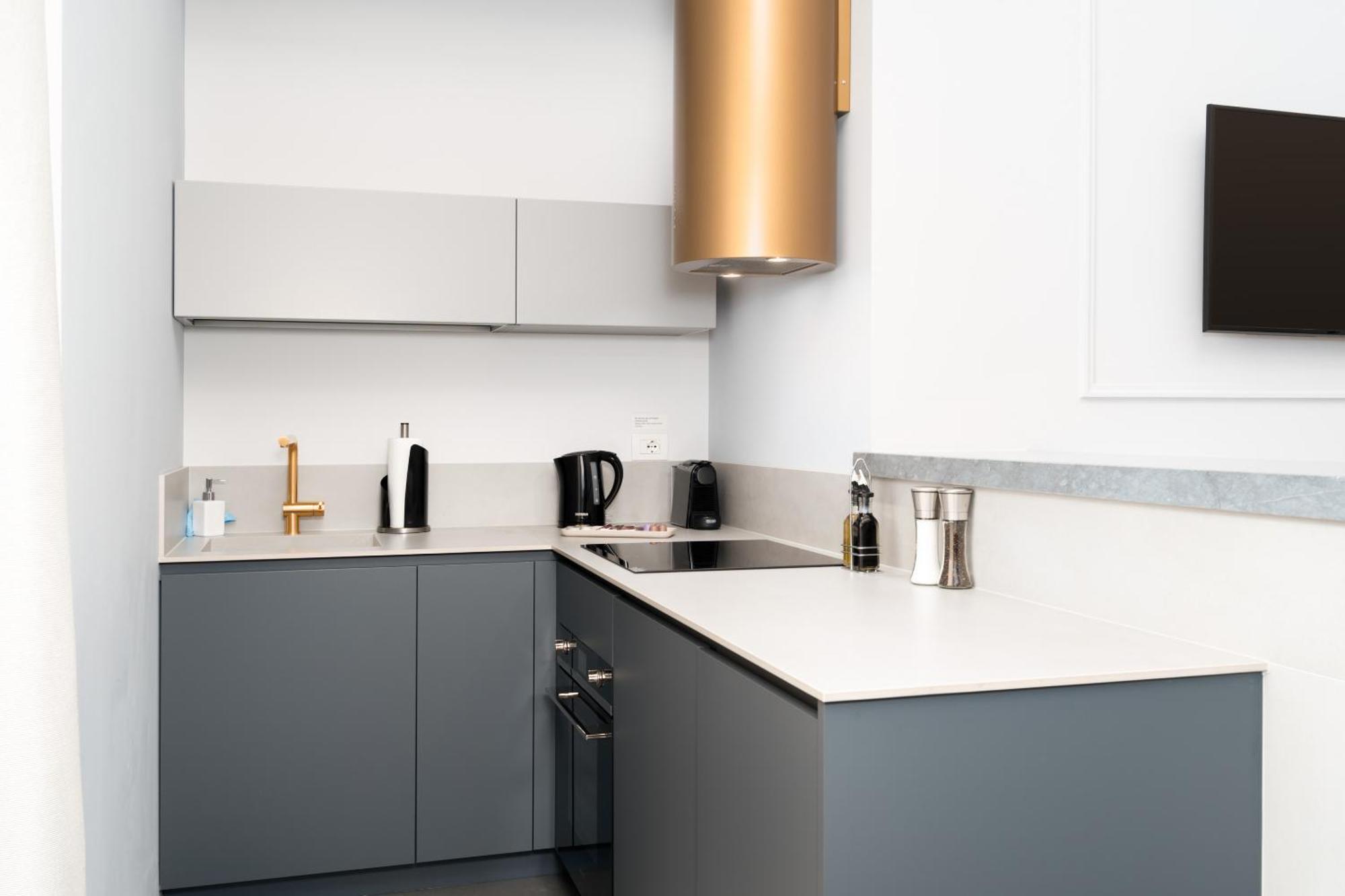 Limehome Lecce Palazzo Bn מראה חיצוני תמונה
