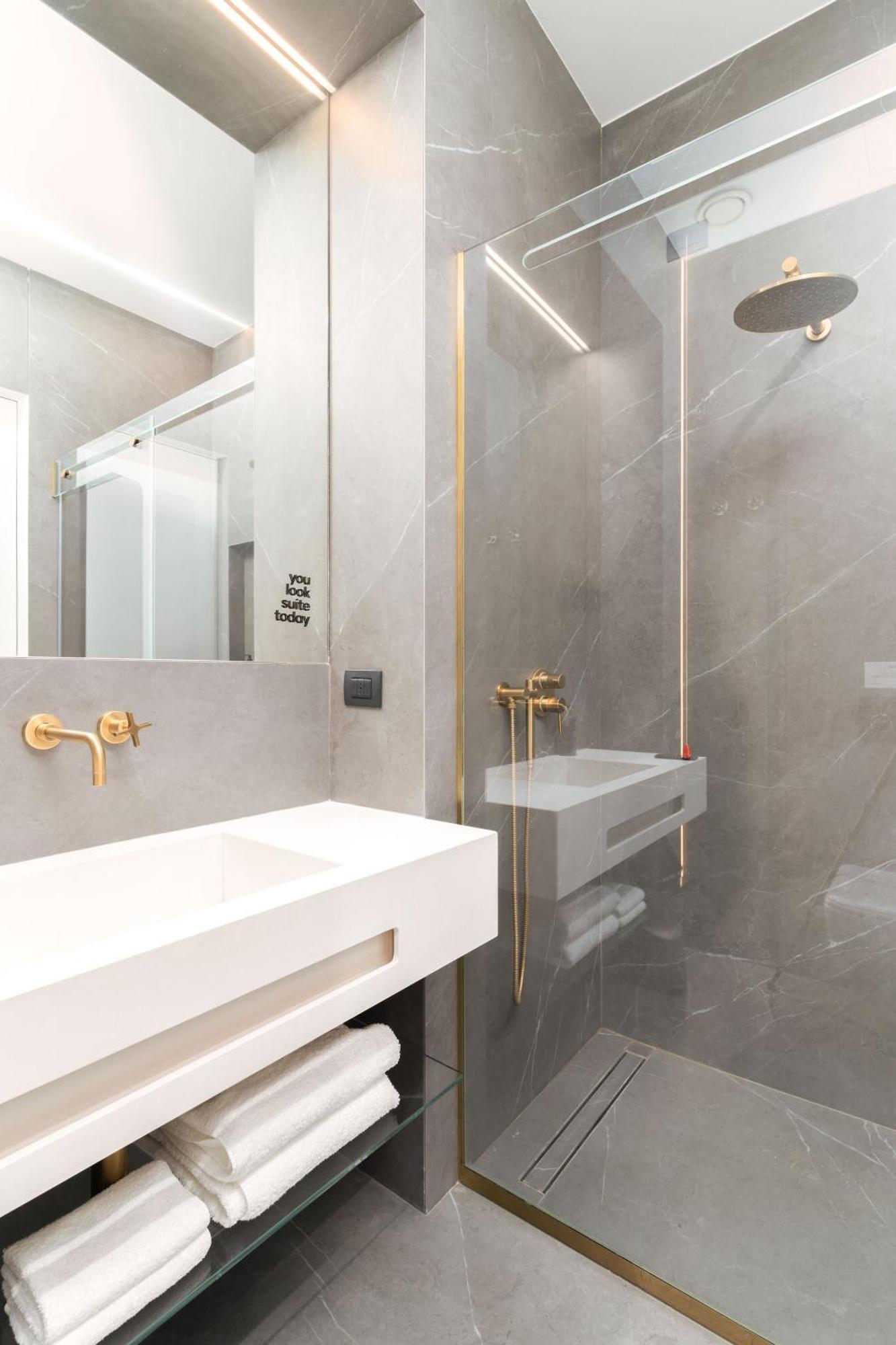 Limehome Lecce Palazzo Bn מראה חיצוני תמונה