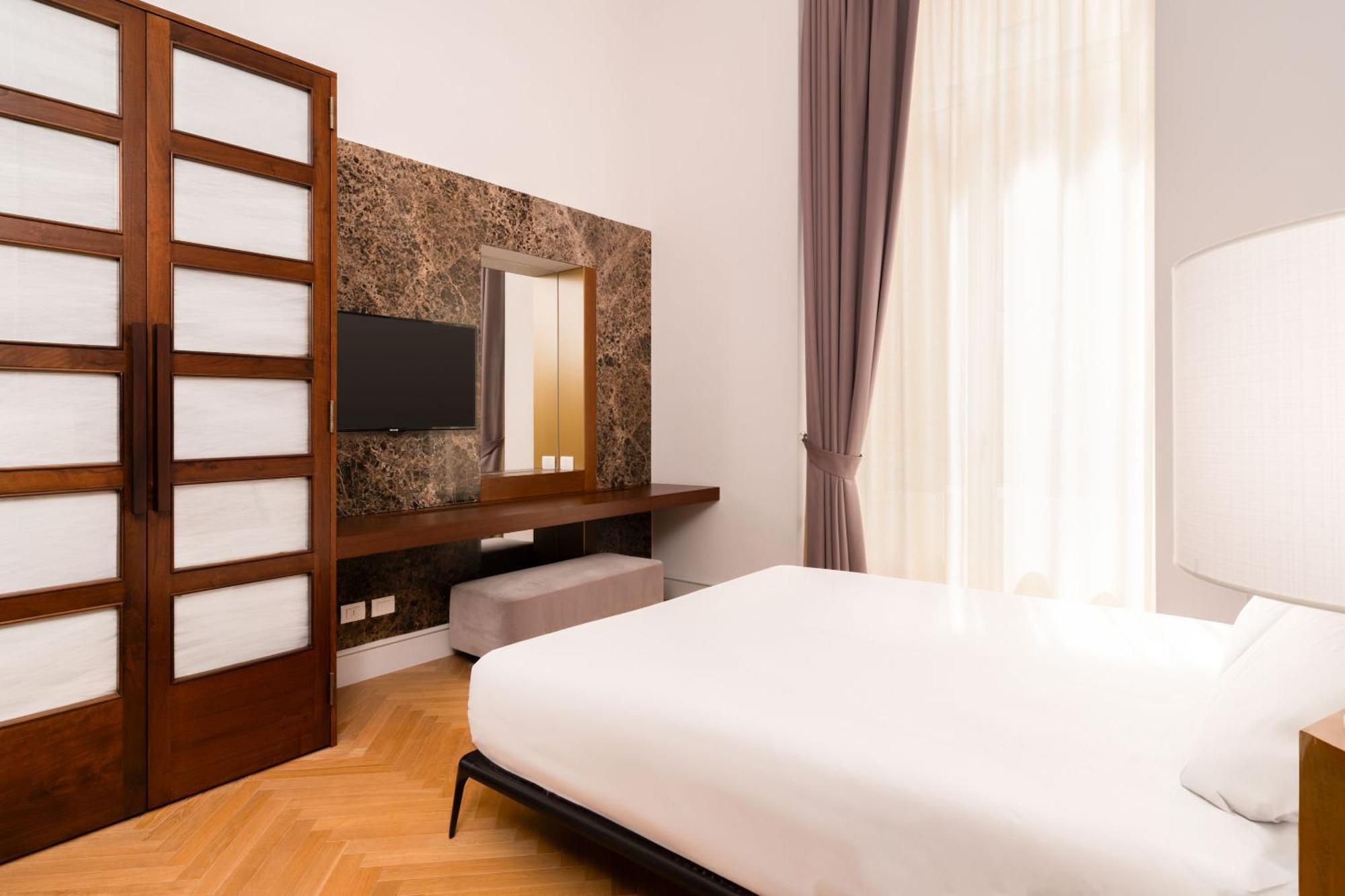 Limehome Lecce Palazzo Bn מראה חיצוני תמונה