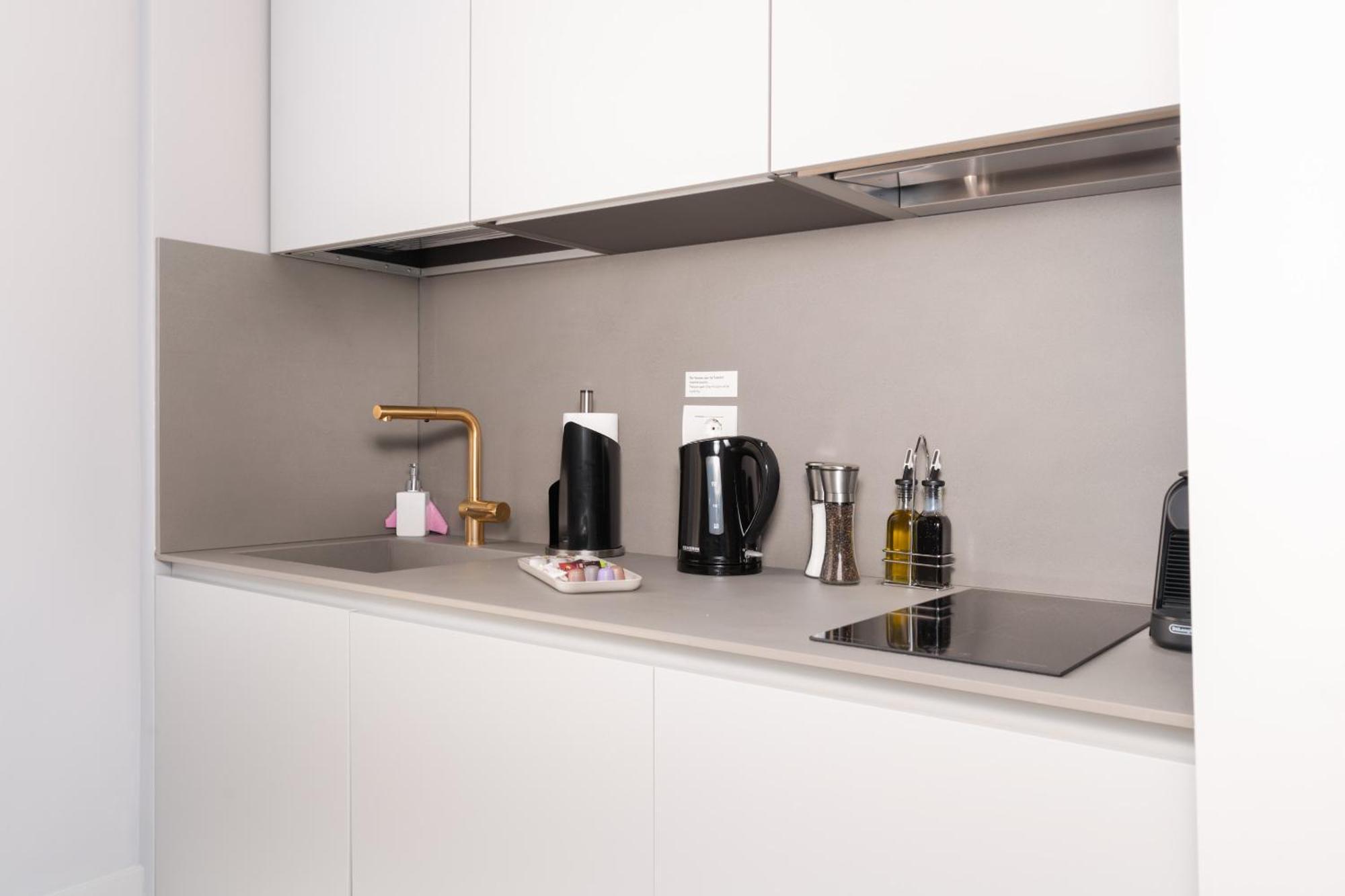 Limehome Lecce Palazzo Bn חדר תמונה