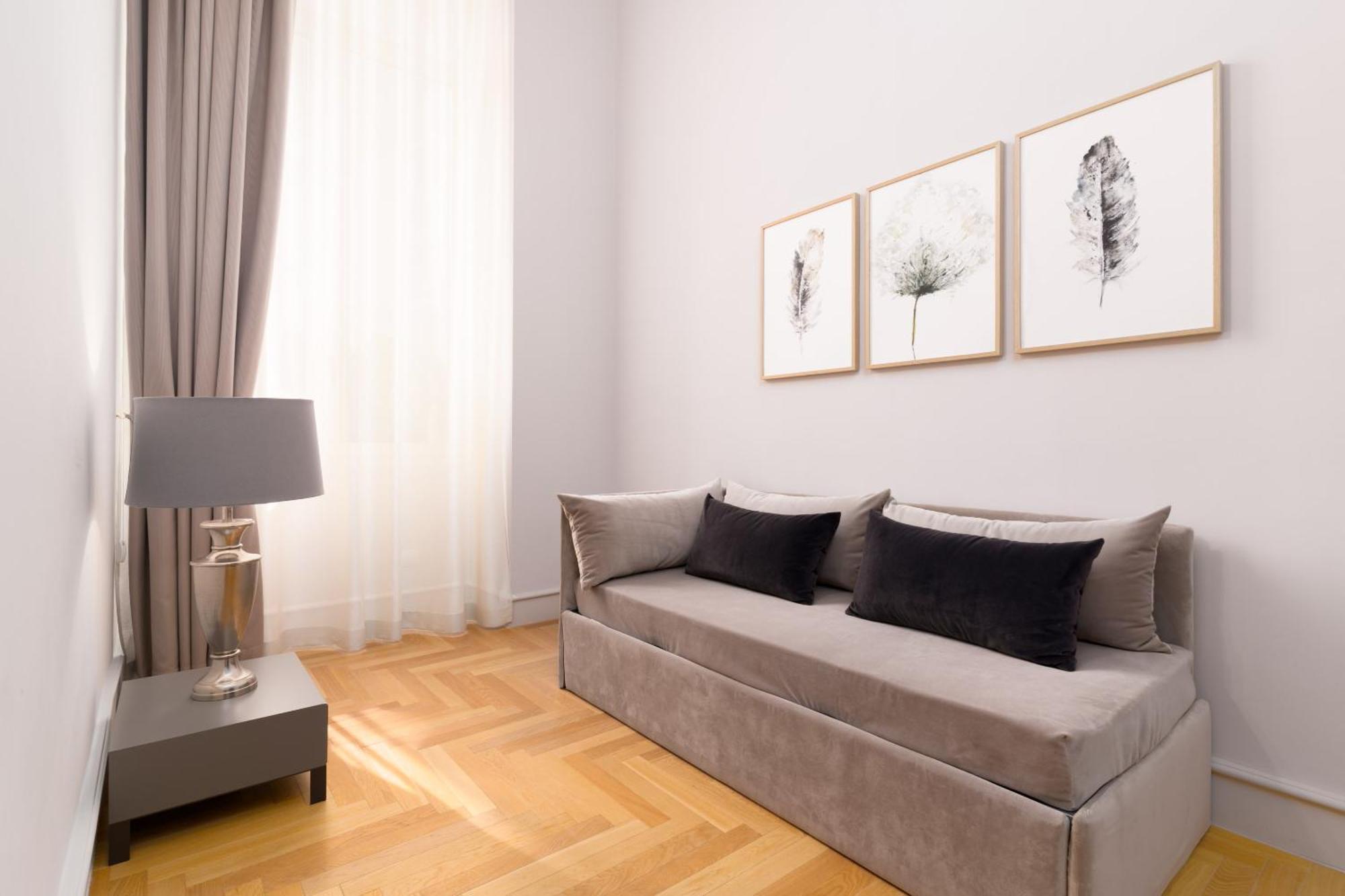 Limehome Lecce Palazzo Bn חדר תמונה