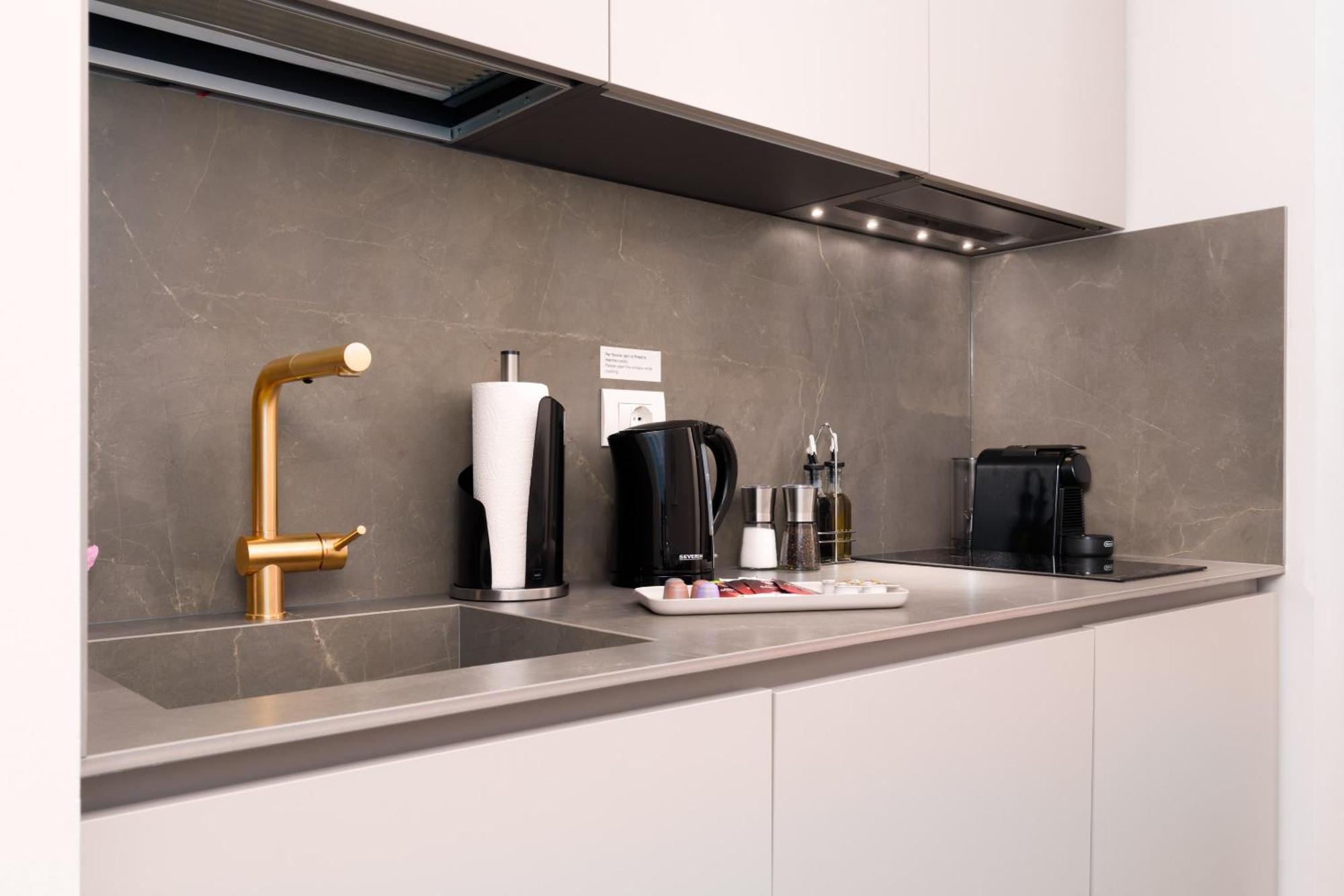 Limehome Lecce Palazzo Bn חדר תמונה