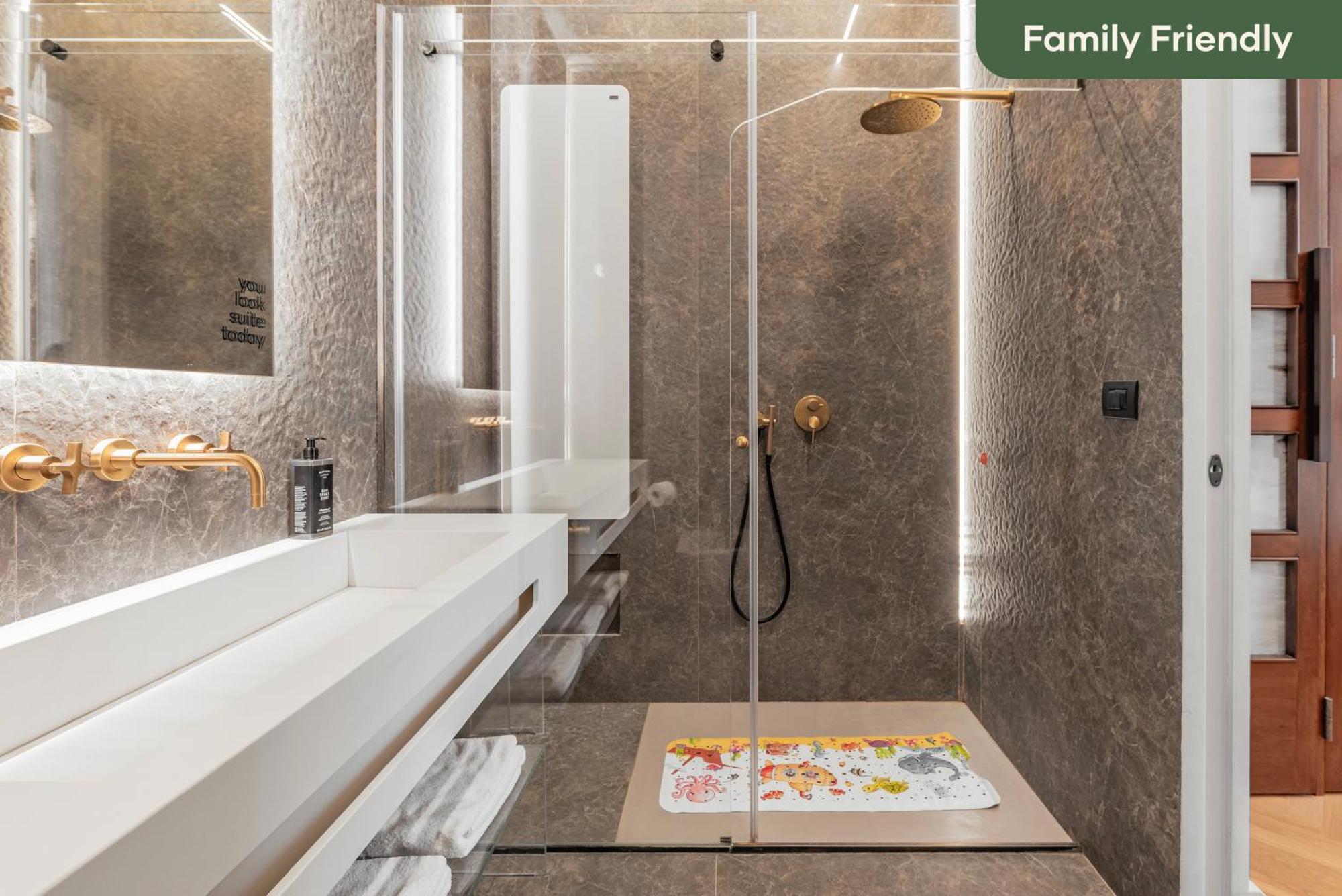 Limehome Lecce Palazzo Bn מראה חיצוני תמונה